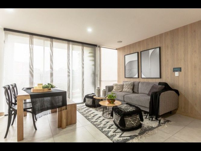 Apartamento de 3 alcobas en venta en Los Colegios, Rionegro, 76 m² · foto 2 de 19