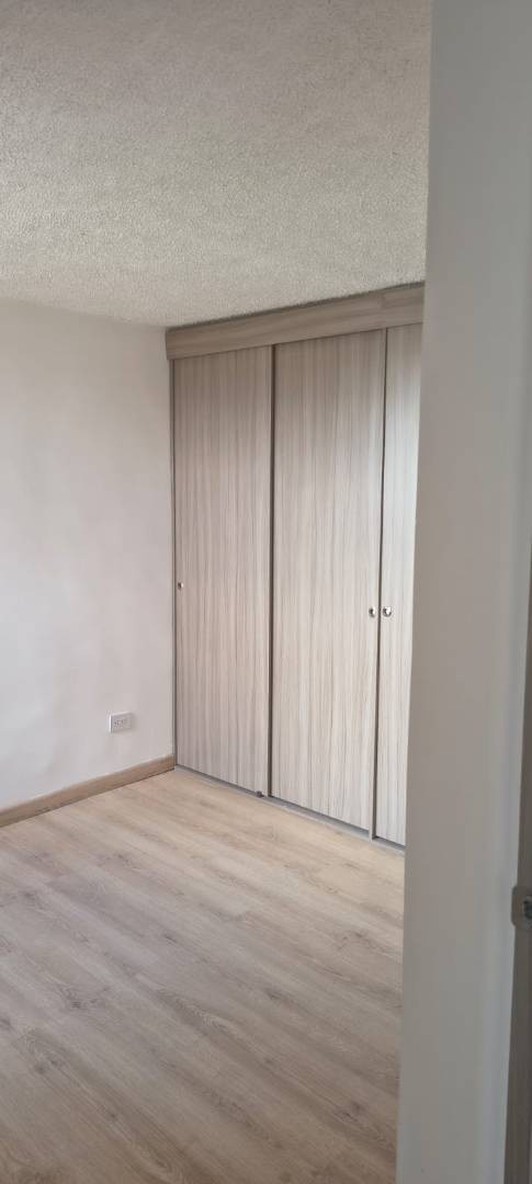 Apartamento en venta en Las Brisas, Bogotá · foto 8 de 24