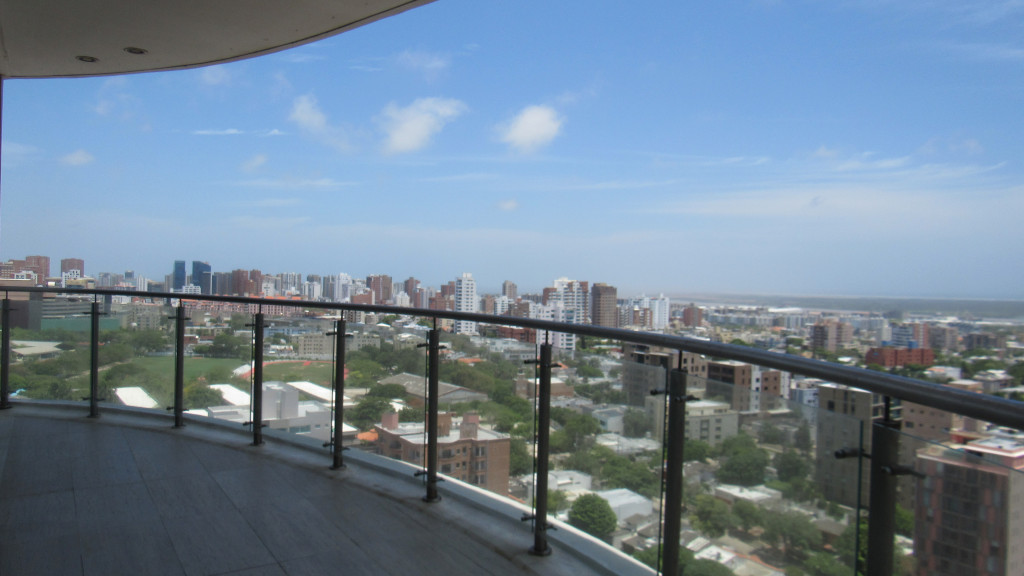 Apartamento en arriendo en Altos Del Prado, Barranquilla · foto 3 de 24