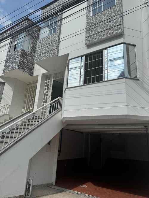 Casa de 4 alcobas en venta en Cañaveral, Floridablanca, 120 m² · foto 10 de 11