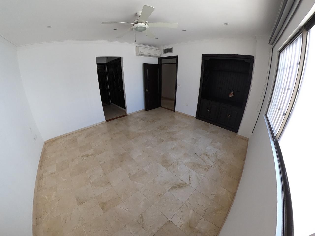 Apartamento en venta en Altos De Riomar, Barranquilla · foto 3 de 8