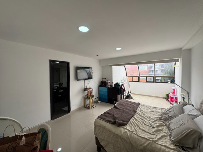 Apartamento de 5 alcobas en venta en Santa Barbara Central, Bogotá, 170 m² · foto 6 de 10