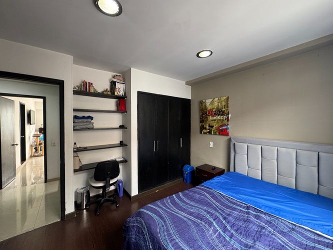 Apartamento de 5 alcobas en venta en Santa Barbara Central, Bogotá, 170 m² · foto 4 de 10