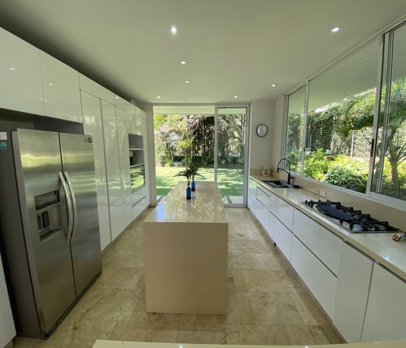 Casa de 5 alcobas en venta en Ciudad Jardin, Cali, 1087 m² · foto 9 de 24