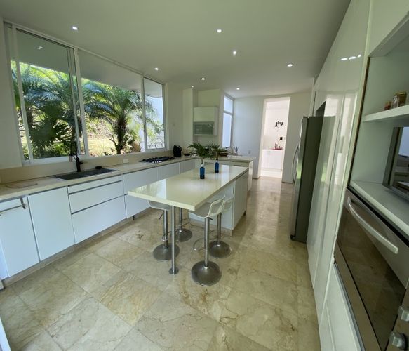 Casa de 5 alcobas en venta en Ciudad Jardin, Cali, 1087 m² · foto 10 de 24