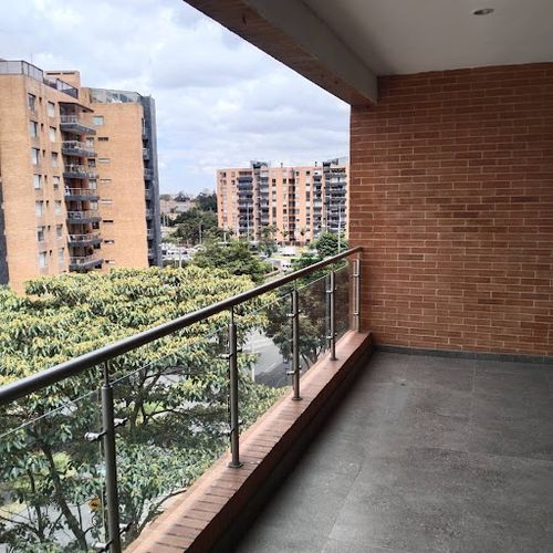 Apartamento de 5 alcobas en arriendo en El Salitre, Bogotá, 300 m² · foto 5 de 18