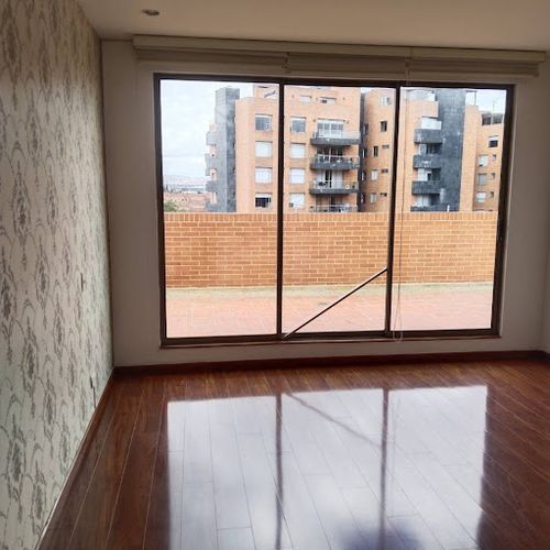 Apartamento de 5 alcobas en arriendo en El Salitre, Bogotá, 300 m² · foto 11 de 18