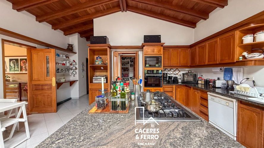 Casa de 3 alcobas en venta en Lagos De Torca, Bogotá, 450 m² · foto 2 de 24