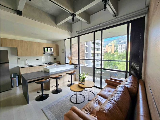 Apartamento de 1 alcoba en venta en El Tesoro, Medellín, 53 m² · foto 5 de 12