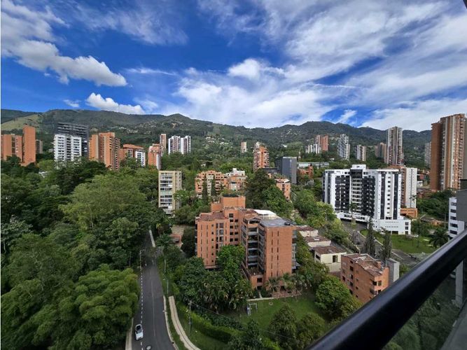 Apartamento de 1 alcoba en venta en El Tesoro, Medellín, 53 m² · foto 12 de 12