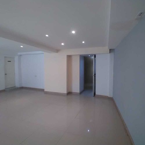 Local en arriendo en El Centro, Cartagena, 60 m² · foto 3 de 13