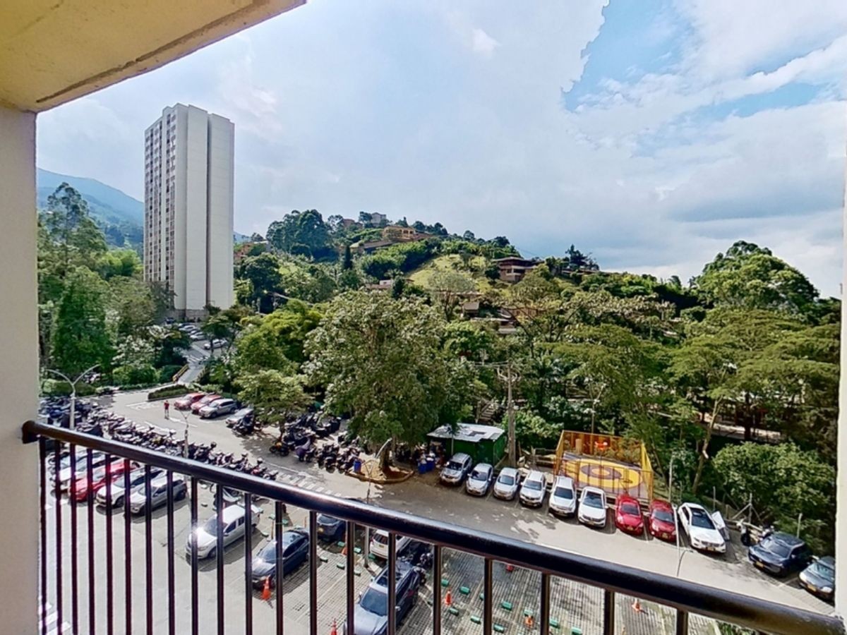 Apartamento en venta en La Inmaculada, La Estrella · foto 2 de 18