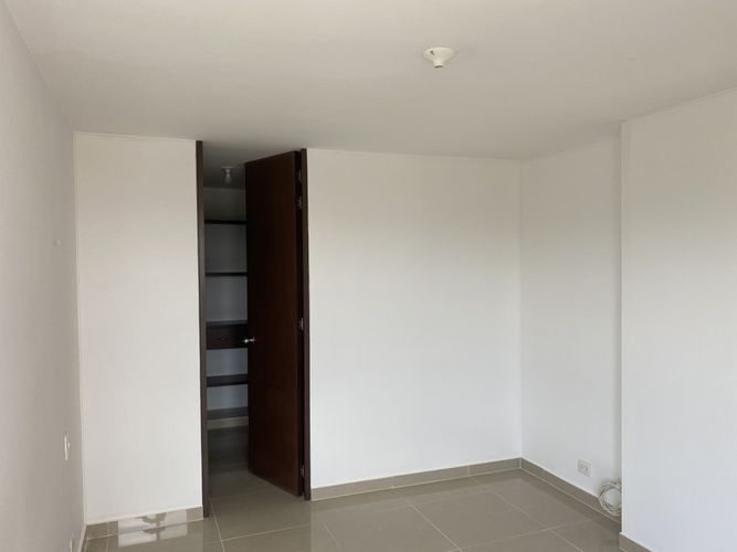 Apartamento de 3 alcobas en venta en Ciudad Jardin, Cali, 91 m² · foto 6 de 24