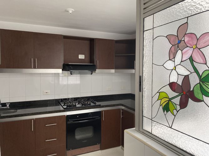Apartamento de 3 alcobas en venta en Ciudad Jardin, Cali, 91 m² · foto 16 de 24