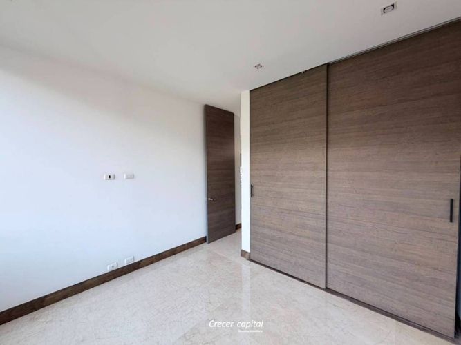 Apartamento de 2 alcobas en arriendo en Lalinde, Medellín, 100 m² · foto 11 de 16