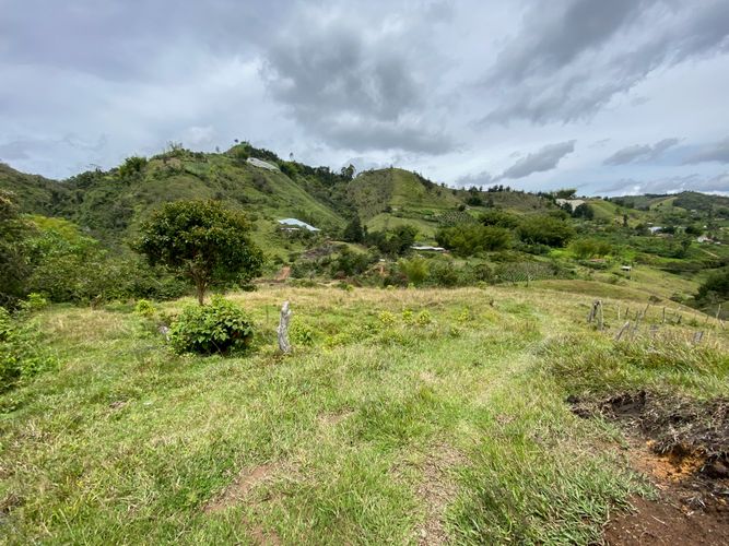 Lote en venta en El Carmelo, Marinilla · foto 9 de 19