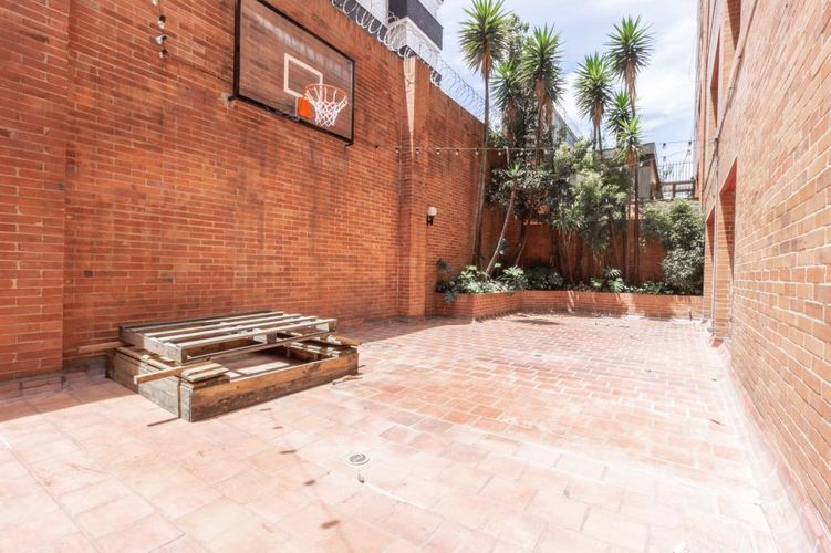 Apartamento de 3 alcobas en arriendo en La Cabrera, Bogotá, 220 m² · foto 17 de 18
