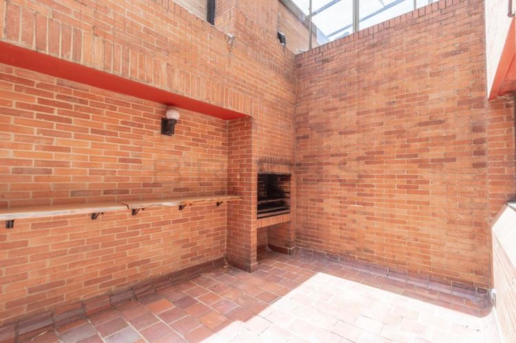 Apartamento de 3 alcobas en arriendo en La Cabrera, Bogotá, 220 m² · foto 18 de 18
