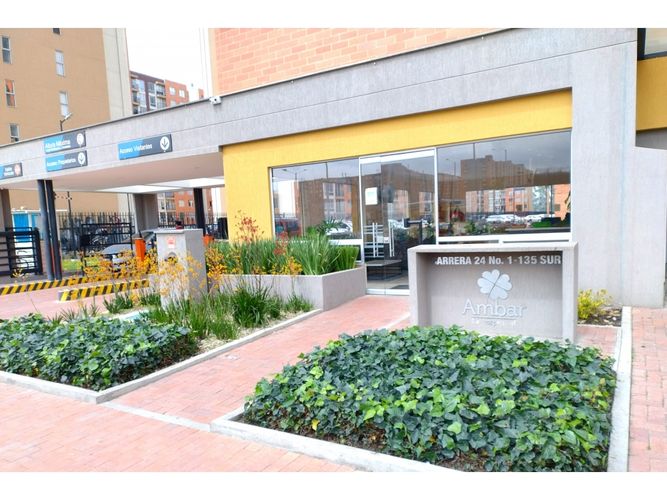 Apartamento de 3 alcobas en venta en La Prosperidad, Madrid, 57 m² · foto 2 de 21