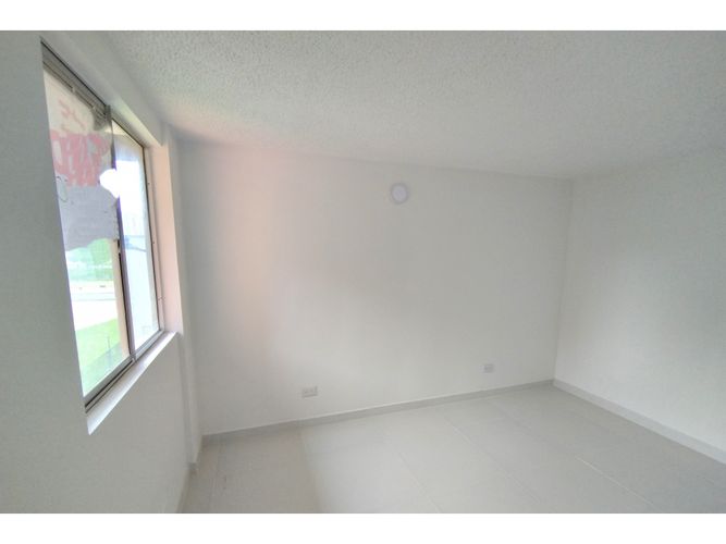 Apartamento de 3 alcobas en venta en La Prosperidad, Madrid, 57 m² · foto 11 de 21