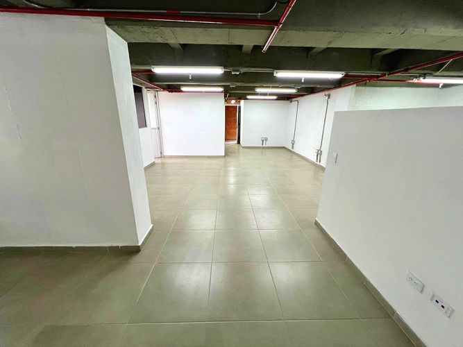 Oficina en venta en Cuatro Esquinas, Rionegro, 80 m² · foto 4 de 12