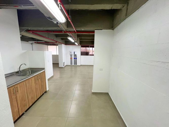 Oficina en venta en Cuatro Esquinas, Rionegro, 80 m² · foto 8 de 12