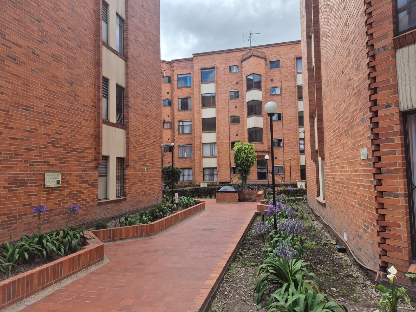 Apartamento en venta en Modelia, Bogotá · foto 9 de 10