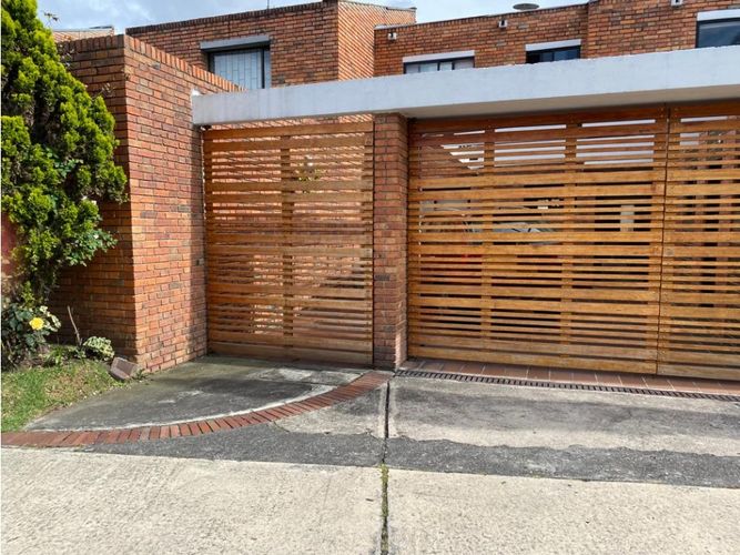 Casa de 3 alcobas en venta en Niza, Bogotá, 182 m² · foto 14 de 24