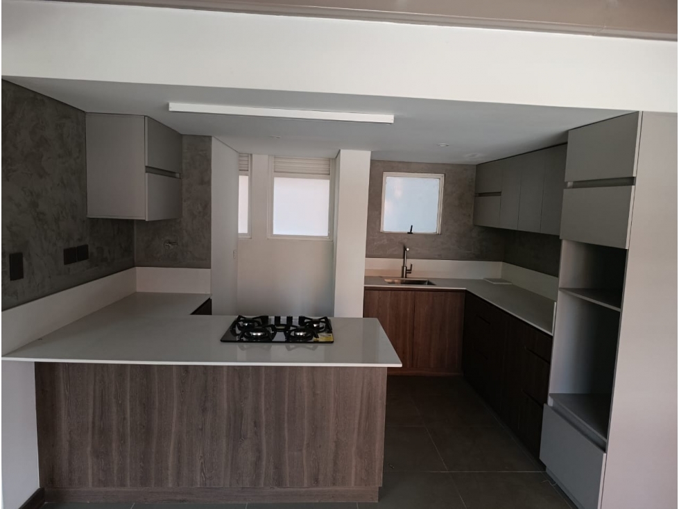 3BR Apartment in Laureles (146 m²) for Sale