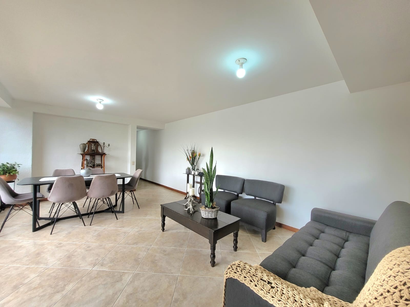 Apartamento en venta en Otraparte, Envigado · foto 2 de 11
