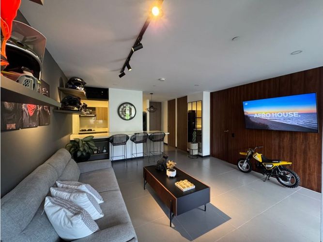 Apartaestudio en venta en Las Brujas, Envigado, 80 m² · foto 2 de 11