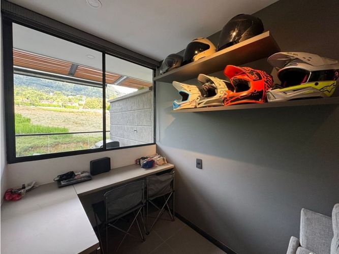 Apartaestudio en venta en Las Brujas, Envigado, 80 m² · foto 6 de 11