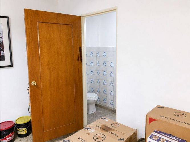 Local en arriendo en Bretaña, Cali, 200 m² · foto 5 de 9