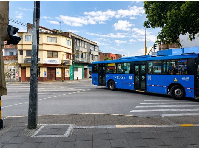 Local en arriendo en Bretaña, Cali, 200 m² · foto 7 de 9