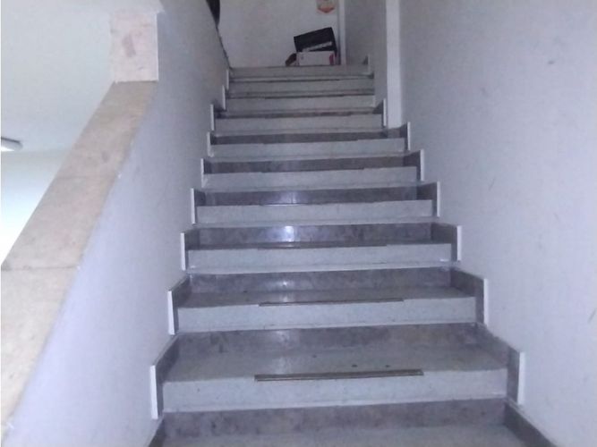 Local en arriendo en Bretaña, Cali, 200 m² · foto 8 de 9