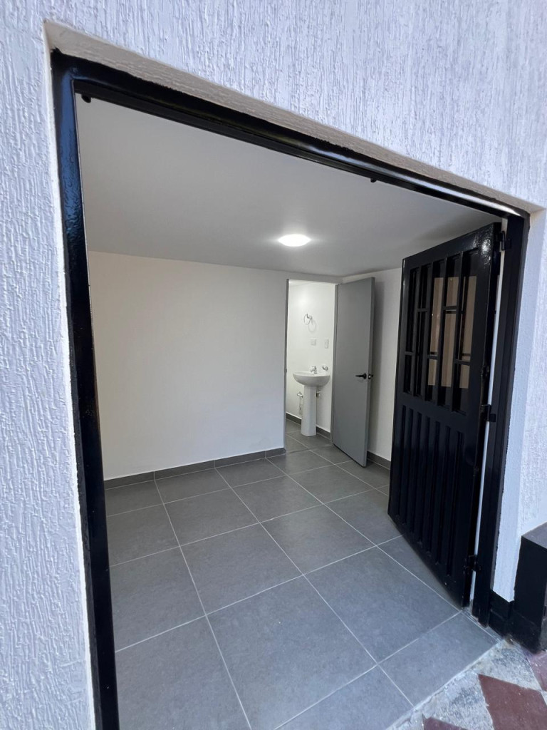 Casa en venta en El Poblado Ii Etapa, Pereira · foto 4 de 14