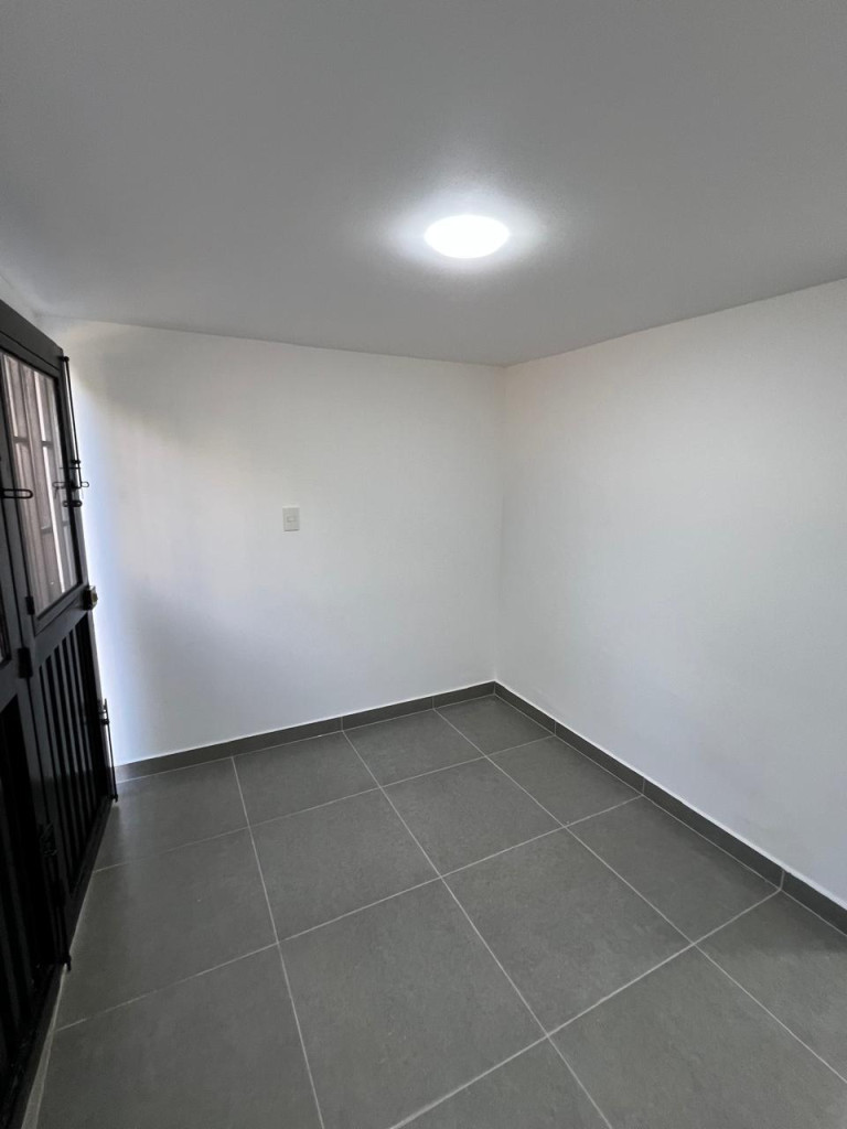 Casa en venta en El Poblado Ii Etapa, Pereira · foto 5 de 14