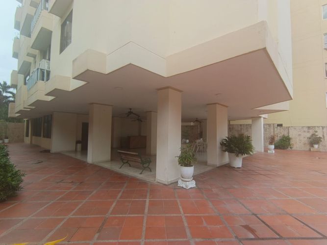 Apartamento de 3 alcobas en venta en Altos Del Prado, Barranquilla, 343 m² · foto 2 de 24