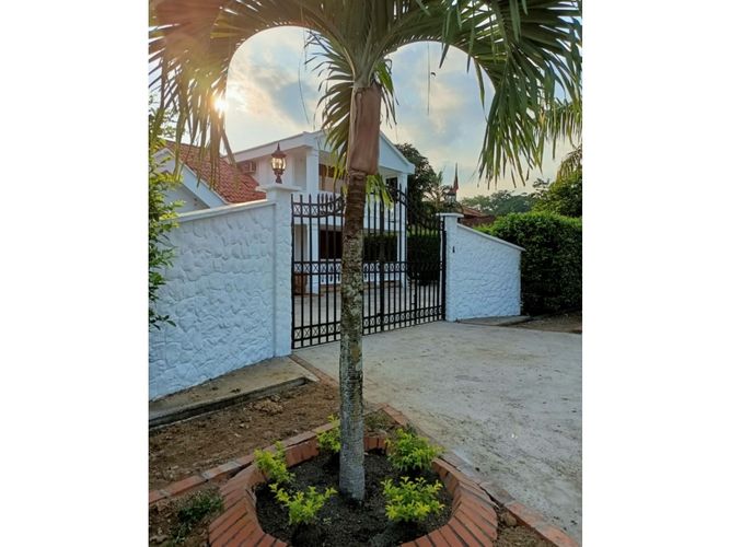 Casa de 6 alcobas en venta en Granjas Forestales Balmoral, Villavicencio, 650 m² · foto 3 de 15