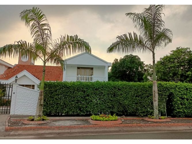 Casa de 6 alcobas en venta en Granjas Forestales Balmoral, Villavicencio, 650 m² · foto 8 de 15