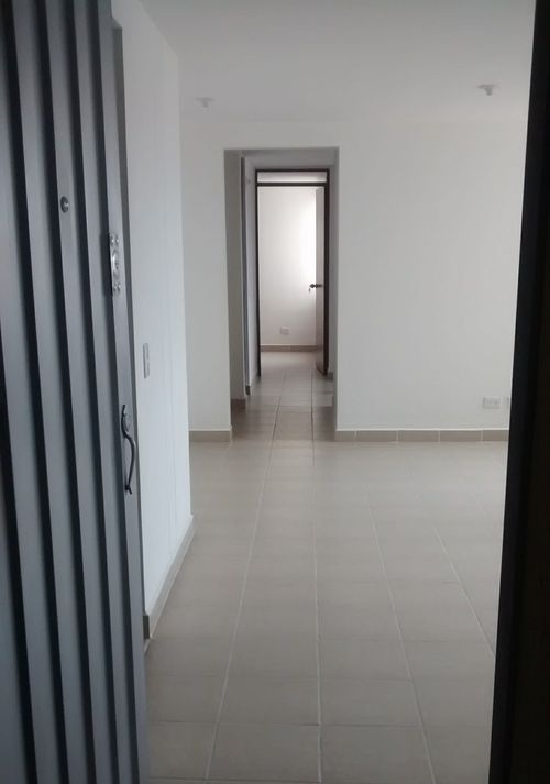Apartamento en venta en Perdomo Alto, Bogotá · foto 8 de 19