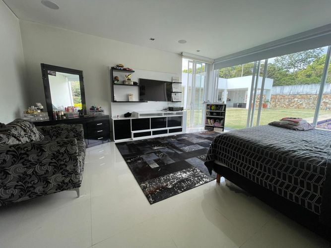 Casa de 6 alcobas en venta en Ciudad Jardin, Cali, 577 m² · foto 22 de 24