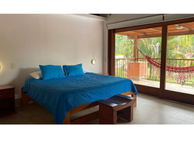 Casa de 6 alcobas en venta en 20 De Julio, Villavicencio · foto 3 de 24