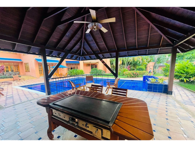 Casa de 6 alcobas en venta en 20 De Julio, Villavicencio · foto 21 de 24