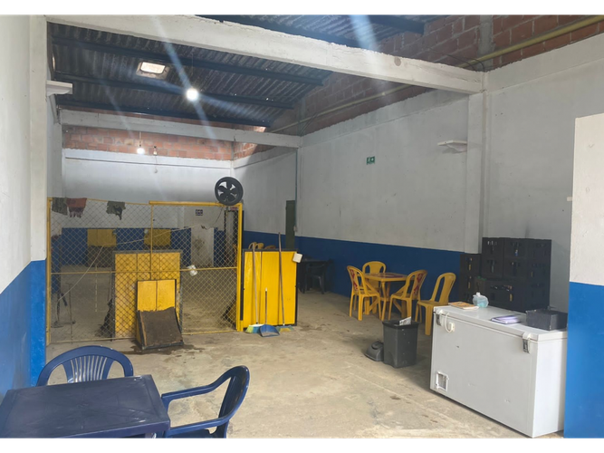 Bodega en venta en La Reliquia, Villavicencio, 280 m² · foto 8 de 19