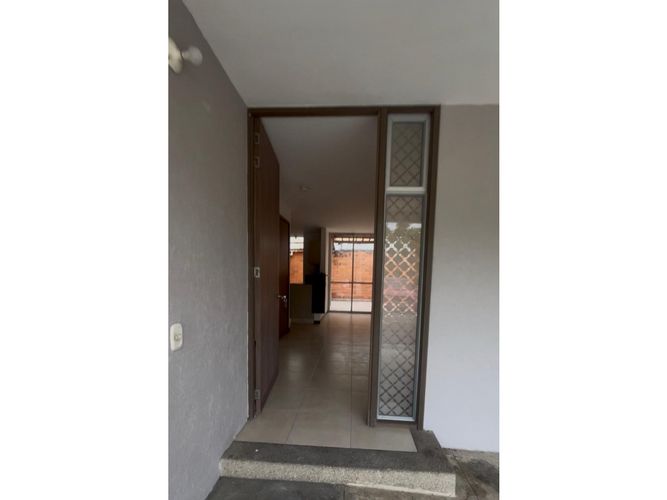 Casa de 3 alcobas en venta en Juan De Ampudia, Jamundí, 116 m² · foto 2 de 24