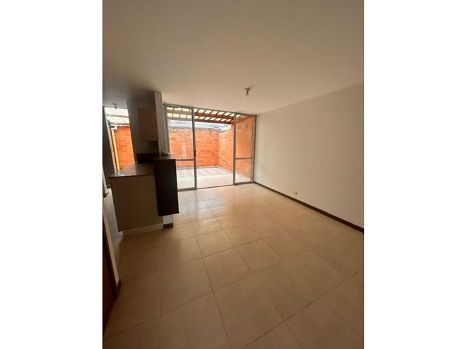 Casa de 3 alcobas en venta en Juan De Ampudia, Jamundí, 116 m² · foto 4 de 24