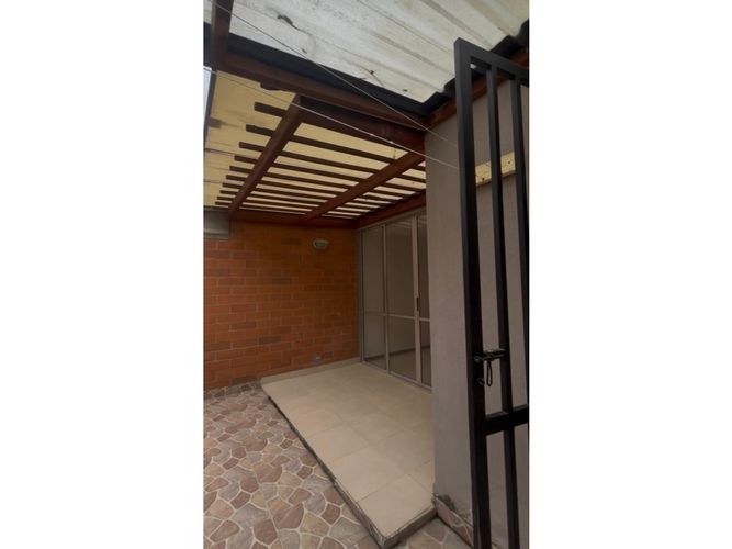 Casa de 3 alcobas en venta en Juan De Ampudia, Jamundí, 116 m² · foto 8 de 24