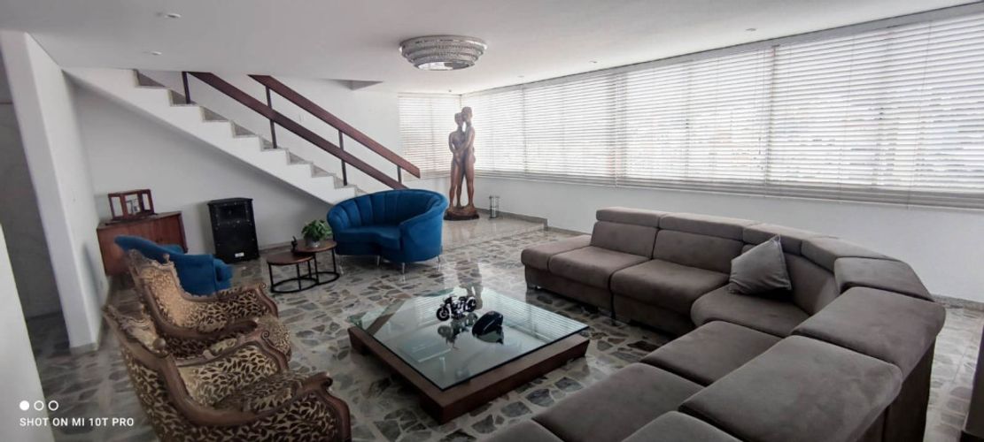 Apartamento de 5 alcobas en venta en Las Americas, Cali, 270 m² · foto 10 de 18
