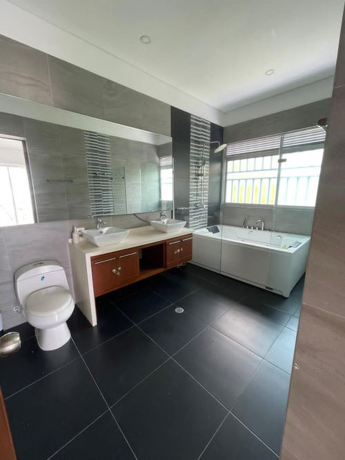 Casa de 6 alcobas en venta en Ciudad Jardin, Cali, 400 m² · foto 16 de 22